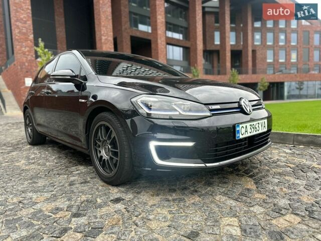 Черный Фольксваген e-Golf, объемом двигателя 0 л и пробегом 135 тыс. км за 15400 $, фото 15 на Automoto.ua