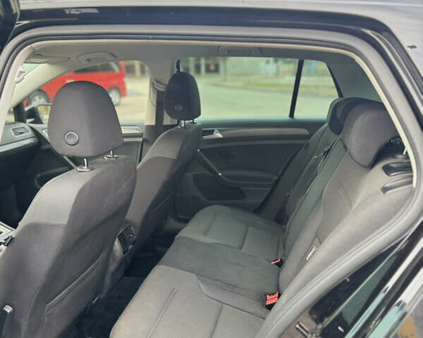 Черный Фольксваген e-Golf, объемом двигателя 0 л и пробегом 126 тыс. км за 12700 $, фото 6 на Automoto.ua