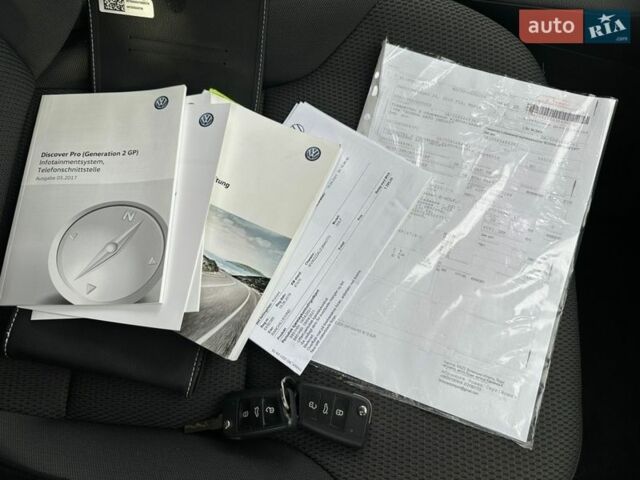 Чорний Фольксваген e-Golf, об'ємом двигуна 0 л та пробігом 133 тис. км за 12150 $, фото 89 на Automoto.ua