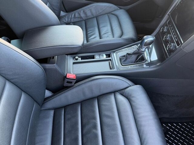 Чорний Фольксваген e-Golf, об'ємом двигуна 0 л та пробігом 137 тис. км за 13200 $, фото 24 на Automoto.ua