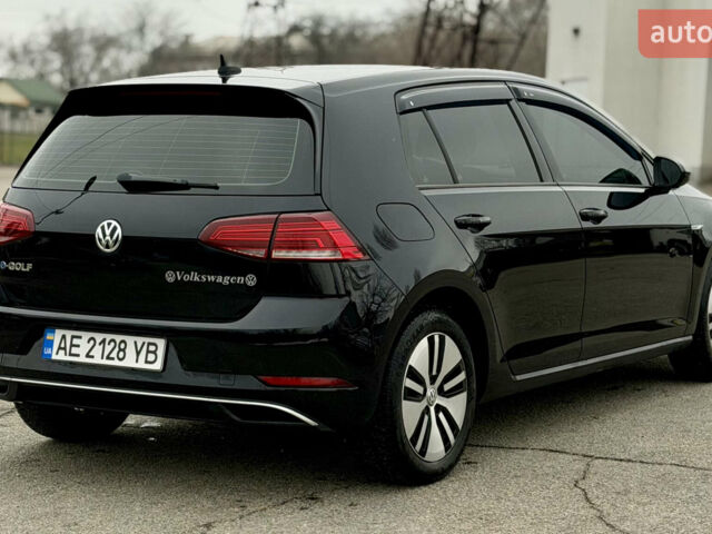 Черный Фольксваген e-Golf, объемом двигателя 0 л и пробегом 135 тыс. км за 12100 $, фото 11 на Automoto.ua