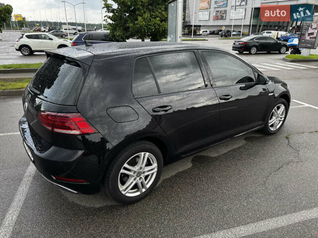 Черный Фольксваген e-Golf, объемом двигателя 0 л и пробегом 125 тыс. км за 16000 $, фото 8 на Automoto.ua