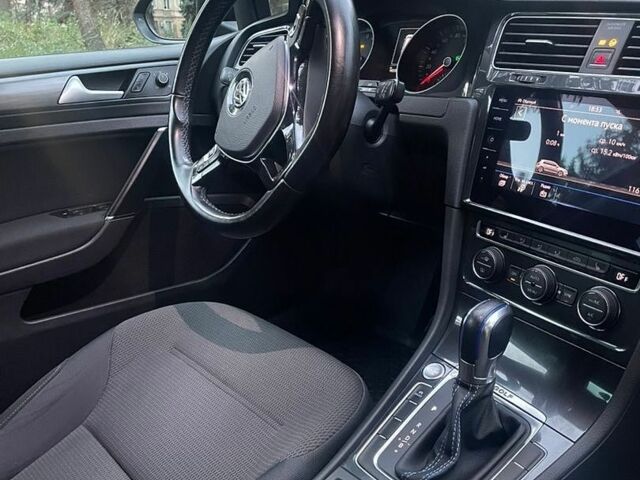 Чорний Фольксваген e-Golf, об'ємом двигуна 0 л та пробігом 143 тис. км за 13100 $, фото 11 на Automoto.ua