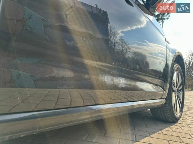 Чорний Фольксваген e-Golf, об'ємом двигуна 0 л та пробігом 133 тис. км за 12150 $, фото 25 на Automoto.ua