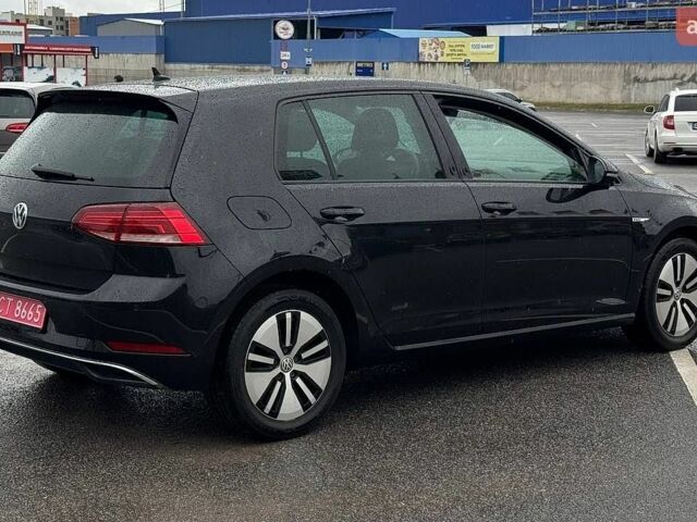 Черный Фольксваген e-Golf, объемом двигателя 0 л и пробегом 101 тыс. км за 12300 $, фото 1 на Automoto.ua