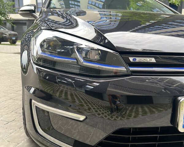 Черный Фольксваген e-Golf, объемом двигателя 0 л и пробегом 142 тыс. км за 13200 $, фото 22 на Automoto.ua