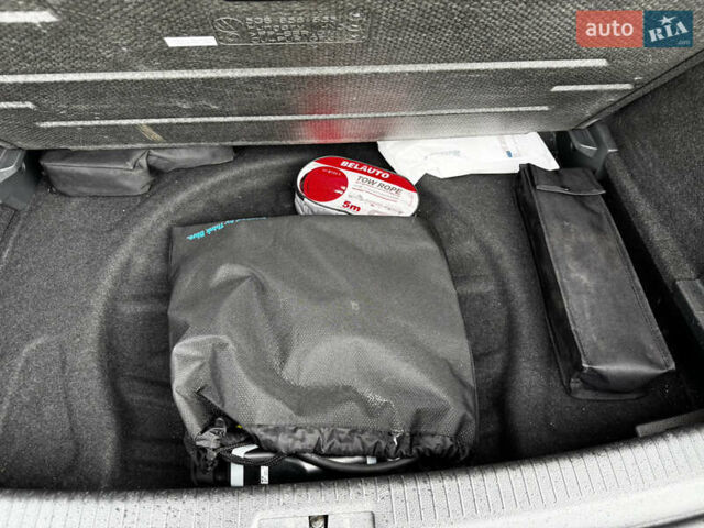 Черный Фольксваген e-Golf, объемом двигателя 0 л и пробегом 125 тыс. км за 16000 $, фото 41 на Automoto.ua