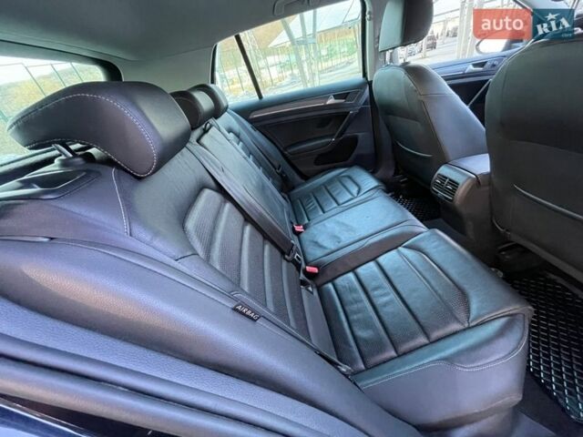 Чорний Фольксваген e-Golf, об'ємом двигуна 0 л та пробігом 146 тис. км за 13200 $, фото 37 на Automoto.ua