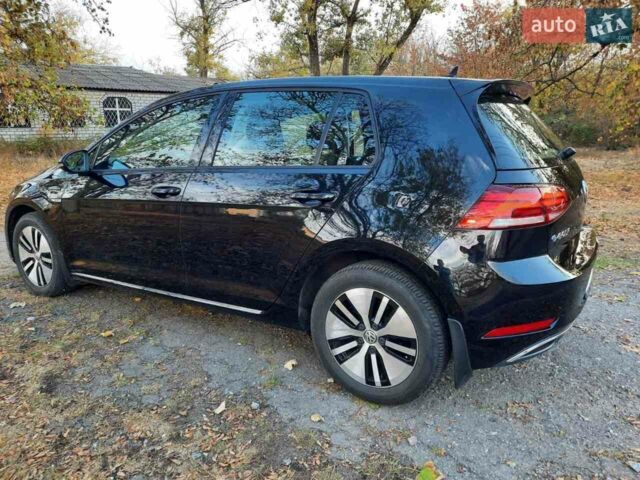 Чорний Фольксваген e-Golf, об'ємом двигуна 0 л та пробігом 165 тис. км за 12200 $, фото 18 на Automoto.ua