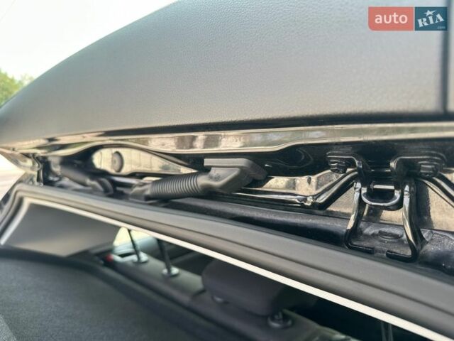 Чорний Фольксваген e-Golf, об'ємом двигуна 0 л та пробігом 133 тис. км за 12150 $, фото 64 на Automoto.ua