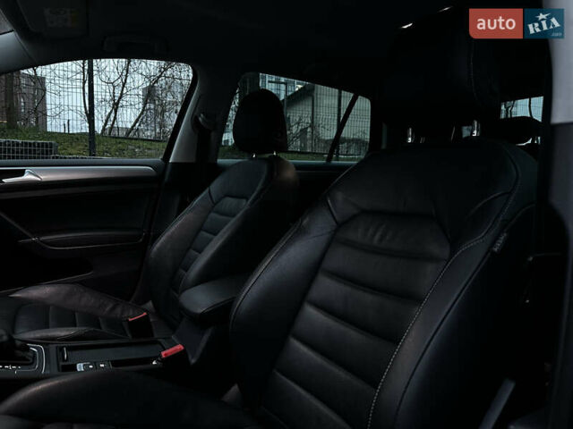 Черный Фольксваген e-Golf, объемом двигателя 0 л и пробегом 91 тыс. км за 8900 $, фото 21 на Automoto.ua