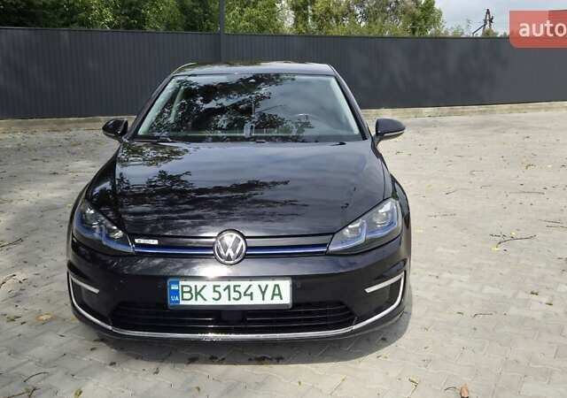 Черный Фольксваген e-Golf, объемом двигателя 0 л и пробегом 180 тыс. км за 12600 $, фото 5 на Automoto.ua