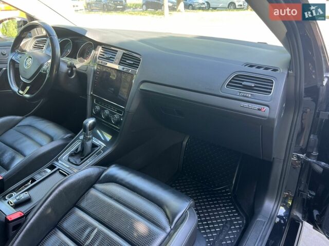 Чорний Фольксваген e-Golf, об'ємом двигуна 0 л та пробігом 120 тис. км за 12400 $, фото 26 на Automoto.ua