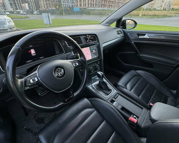 Черный Фольксваген e-Golf, объемом двигателя 0 л и пробегом 170 тыс. км за 14500 $, фото 15 на Automoto.ua