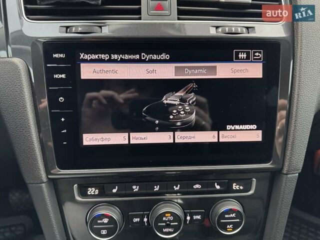 Черный Фольксваген e-Golf, объемом двигателя 0 л и пробегом 159 тыс. км за 14600 $, фото 14 на Automoto.ua