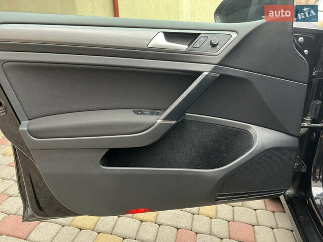 Чорний Фольксваген e-Golf, об'ємом двигуна 0 л та пробігом 109 тис. км за 12250 $, фото 21 на Automoto.ua