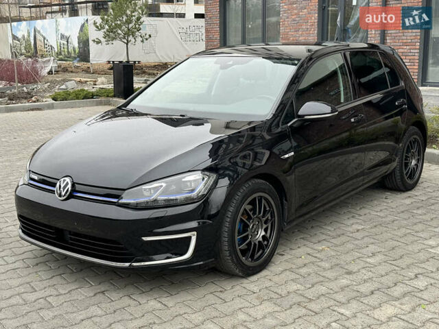 Черный Фольксваген e-Golf, объемом двигателя 0 л и пробегом 110 тыс. км за 14400 $, фото 12 на Automoto.ua