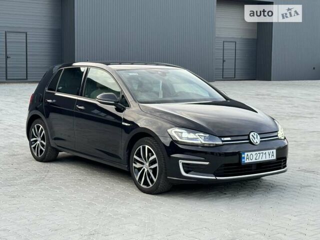 Черный Фольксваген e-Golf, объемом двигателя 0 л и пробегом 85 тыс. км за 15999 $, фото 3 на Automoto.ua