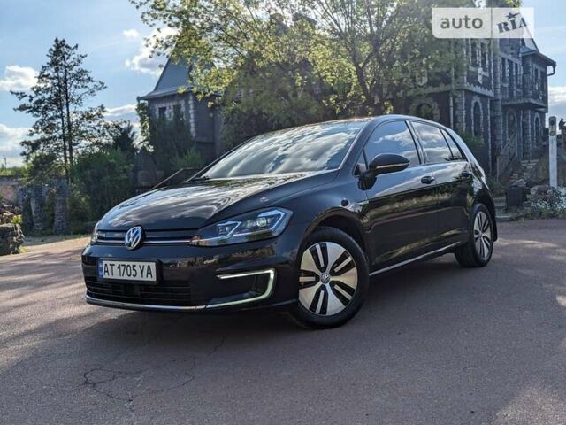 Черный Фольксваген e-Golf, объемом двигателя 0 л и пробегом 79 тыс. км за 15300 $, фото 2 на Automoto.ua