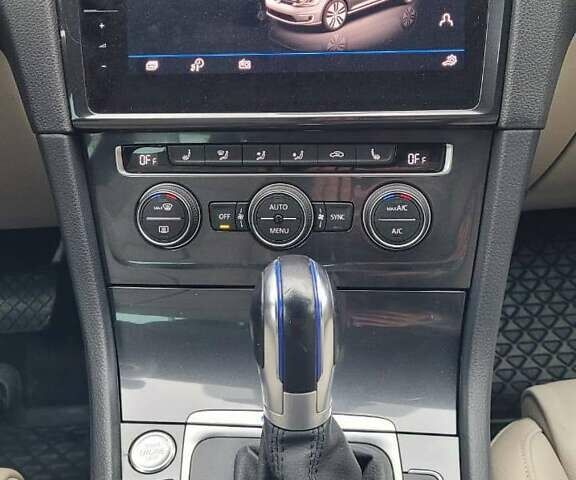 Чорний Фольксваген e-Golf, об'ємом двигуна 0 л та пробігом 125 тис. км за 13800 $, фото 18 на Automoto.ua