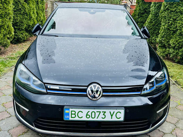 Черный Фольксваген e-Golf, объемом двигателя 0 л и пробегом 133 тыс. км за 16199 $, фото 64 на Automoto.ua