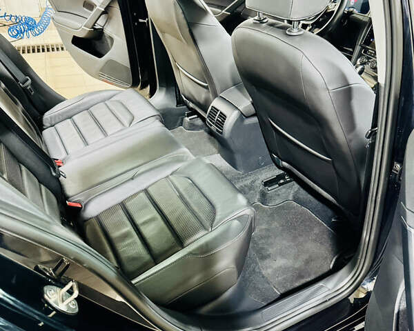 Черный Фольксваген e-Golf, объемом двигателя 0 л и пробегом 133 тыс. км за 16199 $, фото 23 на Automoto.ua