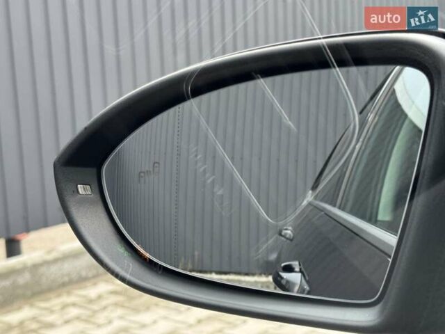 Черный Фольксваген e-Golf, объемом двигателя 0 л и пробегом 159 тыс. км за 14600 $, фото 19 на Automoto.ua