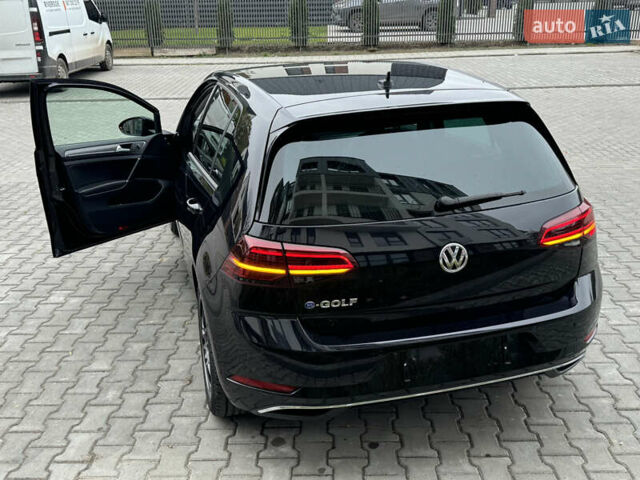 Черный Фольксваген e-Golf, объемом двигателя 0 л и пробегом 110 тыс. км за 14400 $, фото 36 на Automoto.ua