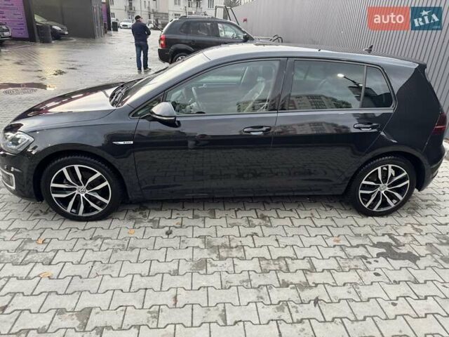 Черный Фольксваген e-Golf, объемом двигателя 0 л и пробегом 159 тыс. км за 14600 $, фото 3 на Automoto.ua