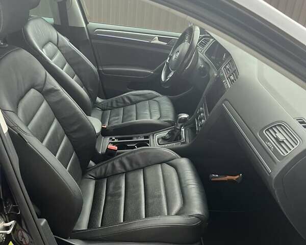 Чорний Фольксваген e-Golf, об'ємом двигуна 0 л та пробігом 96 тис. км за 13600 $, фото 10 на Automoto.ua