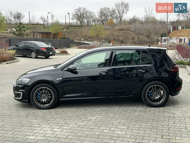 Черный Фольксваген e-Golf, объемом двигателя 0 л и пробегом 110 тыс. км за 14400 $, фото 3 на Automoto.ua