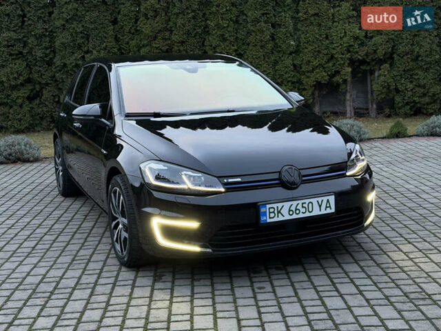 Черный Фольксваген e-Golf, объемом двигателя 0 л и пробегом 145 тыс. км за 14900 $, фото 16 на Automoto.ua
