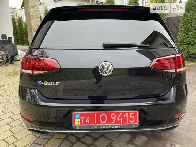 Черный Фольксваген e-Golf, объемом двигателя 0 л и пробегом 67 тыс. км за 15200 $, фото 6 на Automoto.ua