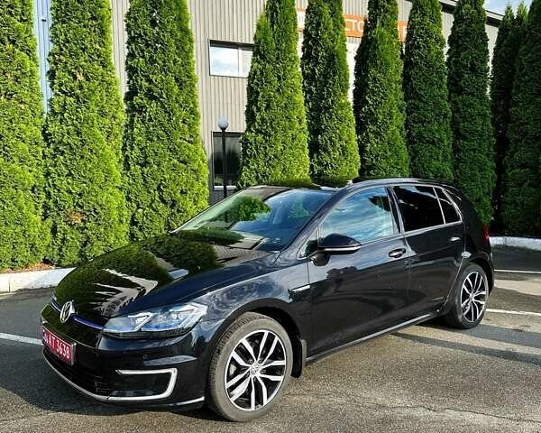 Чорний Фольксваген e-Golf, об'ємом двигуна 0 л та пробігом 86 тис. км за 19500 $, фото 4 на Automoto.ua