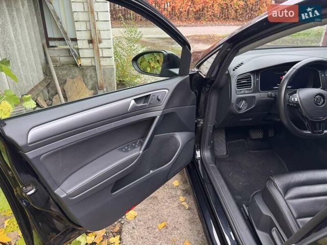 Чорний Фольксваген e-Golf, об'ємом двигуна 0 л та пробігом 140 тис. км за 15500 $, фото 3 на Automoto.ua