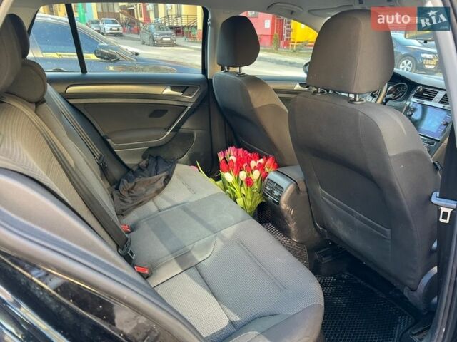 Черный Фольксваген e-Golf, объемом двигателя 0 л и пробегом 117 тыс. км за 10900 $, фото 16 на Automoto.ua