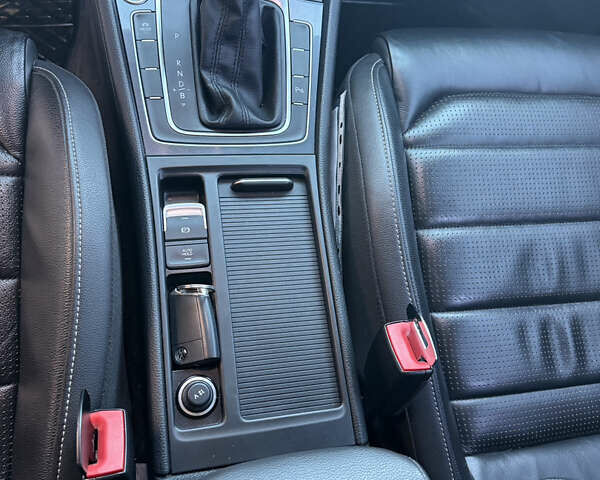 Черный Фольксваген e-Golf, объемом двигателя 0 л и пробегом 169 тыс. км за 13200 $, фото 10 на Automoto.ua