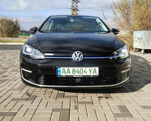 Черный Фольксваген e-Golf, объемом двигателя 0 л и пробегом 133 тыс. км за 14900 $, фото 73 на Automoto.ua