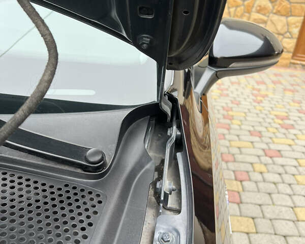 Чорний Фольксваген e-Golf, об'ємом двигуна 0 л та пробігом 109 тис. км за 12250 $, фото 37 на Automoto.ua