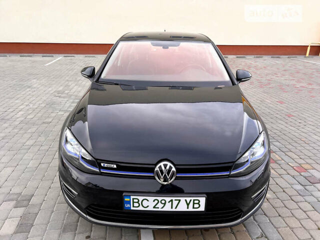 Черный Фольксваген e-Golf, объемом двигателя 0 л и пробегом 81 тыс. км за 16600 $, фото 1 на Automoto.ua