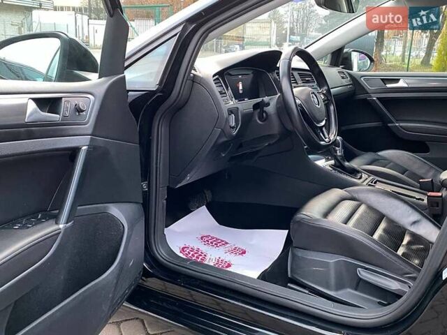 Черный Фольксваген e-Golf, объемом двигателя 0 л и пробегом 109 тыс. км за 14700 $, фото 8 на Automoto.ua