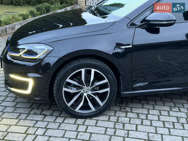 Черный Фольксваген e-Golf, объемом двигателя 0 л и пробегом 145 тыс. км за 14900 $, фото 26 на Automoto.ua