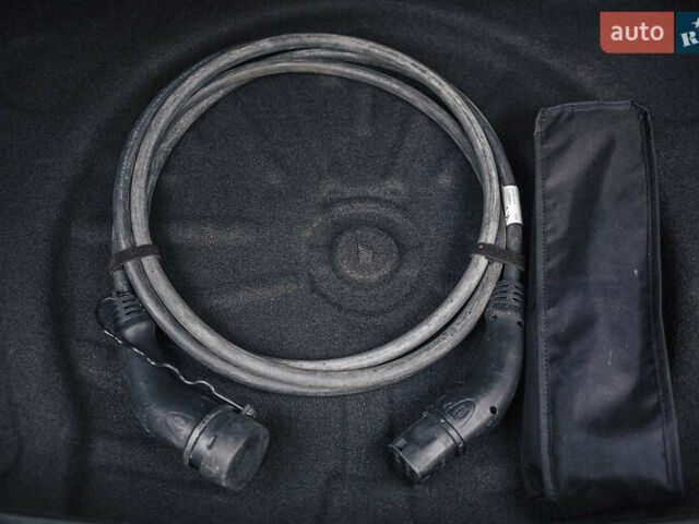 Чорний Фольксваген e-Golf, об'ємом двигуна 0 л та пробігом 110 тис. км за 12500 $, фото 21 на Automoto.ua