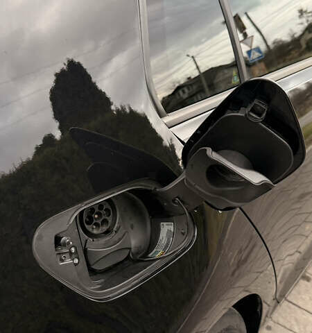 Чорний Фольксваген e-Golf, об'ємом двигуна 0 л та пробігом 105 тис. км за 12999 $, фото 15 на Automoto.ua