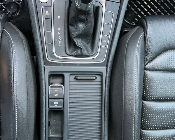 Чорний Фольксваген e-Golf, об'ємом двигуна 0 л та пробігом 121 тис. км за 13299 $, фото 17 на Automoto.ua