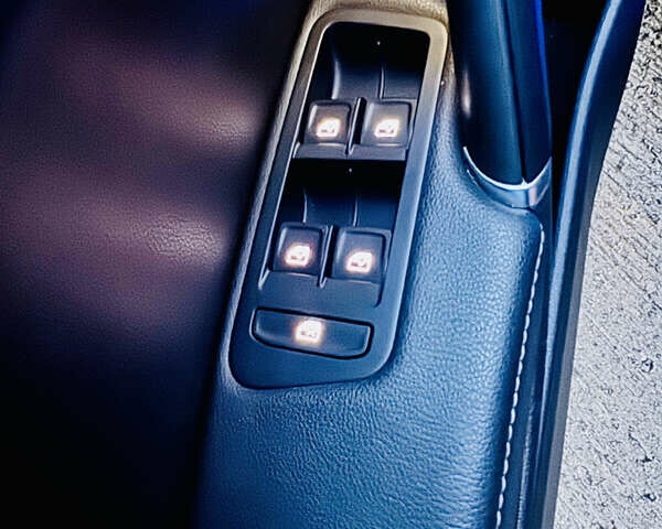 Черный Фольксваген e-Golf, объемом двигателя 0 л и пробегом 133 тыс. км за 16199 $, фото 42 на Automoto.ua