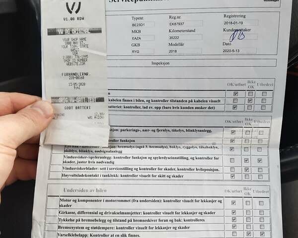 Черный Фольксваген e-Golf, объемом двигателя 0 л и пробегом 133 тыс. км за 14900 $, фото 10 на Automoto.ua