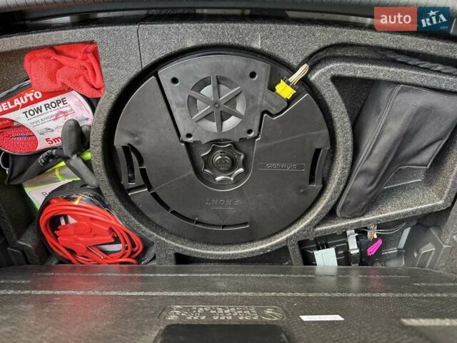 Черный Фольксваген e-Golf, объемом двигателя 0 л и пробегом 159 тыс. км за 14600 $, фото 18 на Automoto.ua