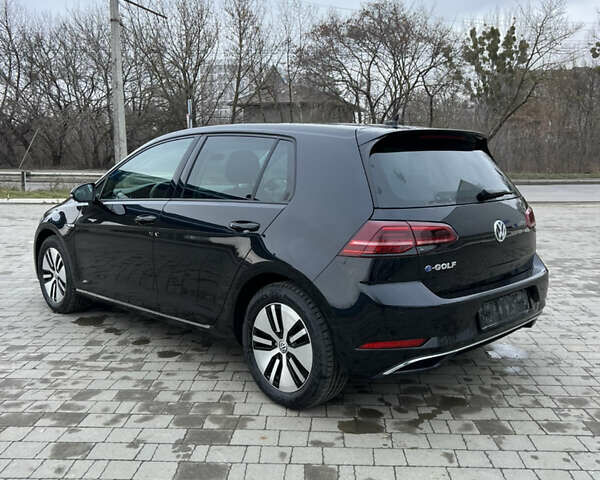 Чорний Фольксваген e-Golf, об'ємом двигуна 0 л та пробігом 121 тис. км за 13299 $, фото 5 на Automoto.ua