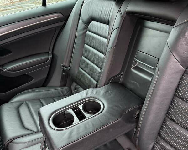 Черный Фольксваген e-Golf, объемом двигателя 0 л и пробегом 110 тыс. км за 14400 $, фото 27 на Automoto.ua